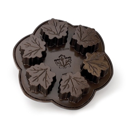 Maple Leaf Cakelet Pan